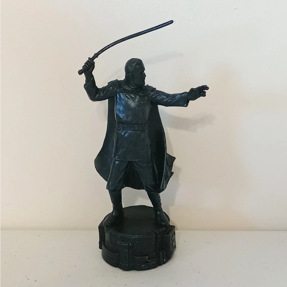 2005 Star Wars Saga Edition Chess Set Replacement Piece Black Count Dooku